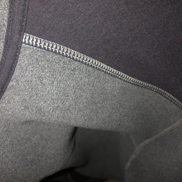 Sweatshirt - Picture 2 of 3